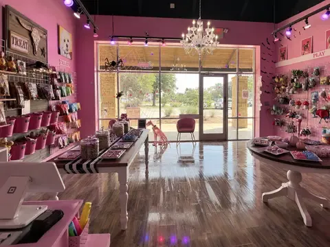 Woof Gang Bakery and Grooming
