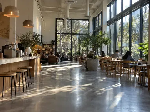 Hot Mama's Cafe