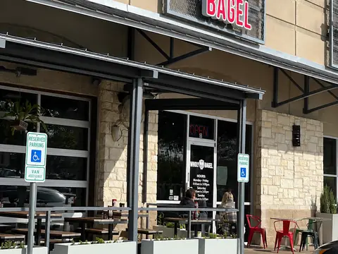 Wholy Bagel