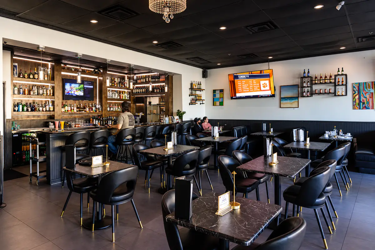 Tandoori Lounge