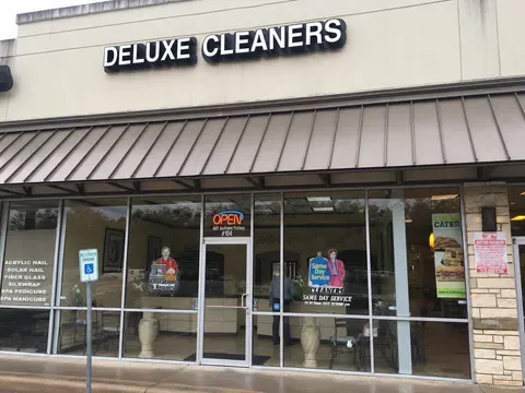 Deluxe Cleaners