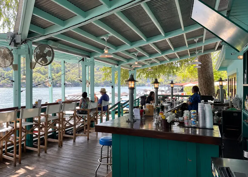 Ski Shores Cafe