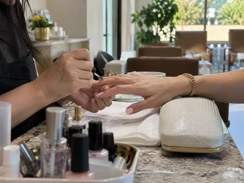 Austin Oasis Day Spa & Nails