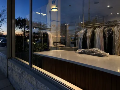 Westbank Dry Cleaning - Westbank Market