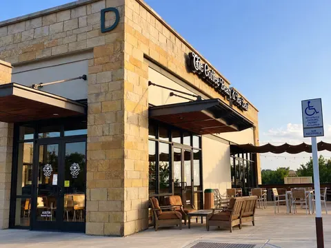 The Coffee Bean and Tea Leaf