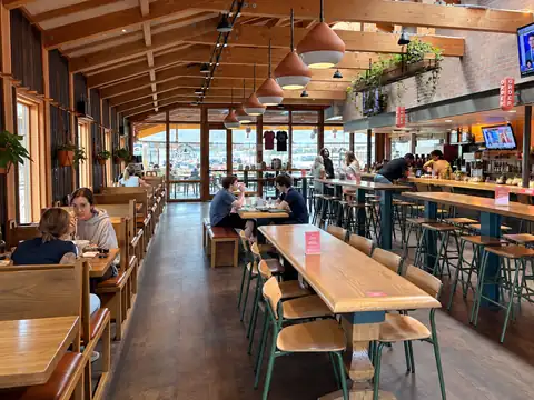 Loro Asian Smokehouse & Bar