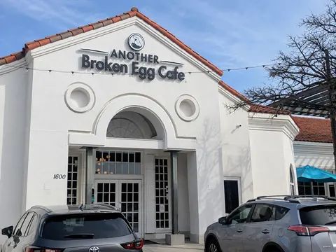 Another Broken Egg Cafe