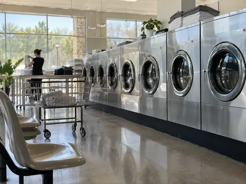 Westbank Dry Cleaning