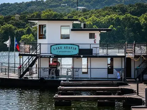 Lake Austin Riverboats