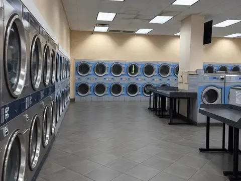 Riverside Washateria