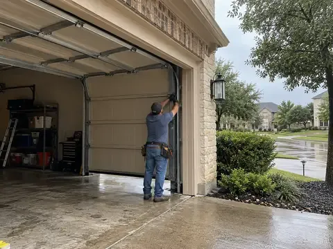 All-Star Garage Track