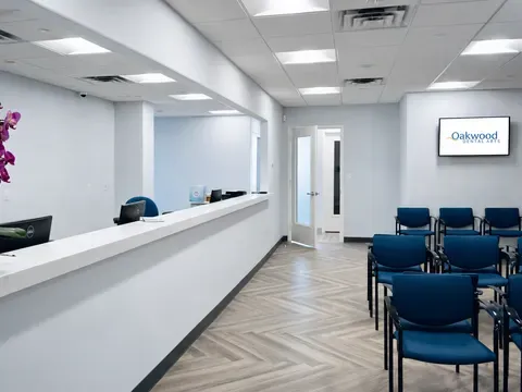 Oakwood Dental by The Mall