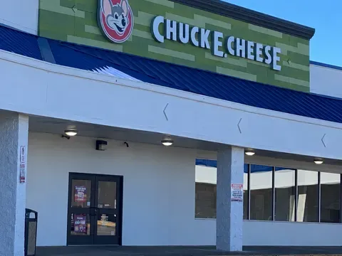 Chuck E. Cheese