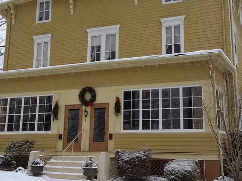 Victorian Bed and Breakfast of Staten Island
