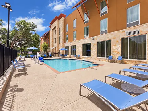 Hampton Inn