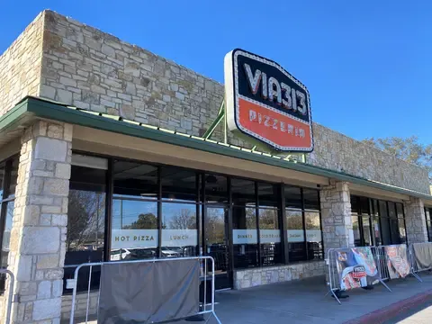 Via 313 Pizza