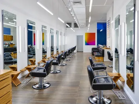 Fourteenjay Aveda Salon