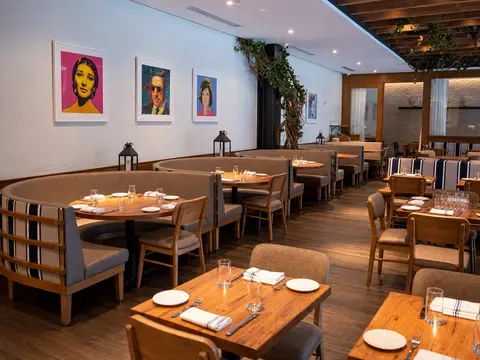 Anassa Taverna Downtown